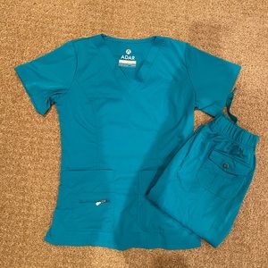 Adar Pro Breakthrough Plus Scrub Set teal
